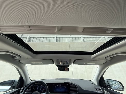 Used 2024 Mercedes-Benz GLE 350 4MATIC image 7