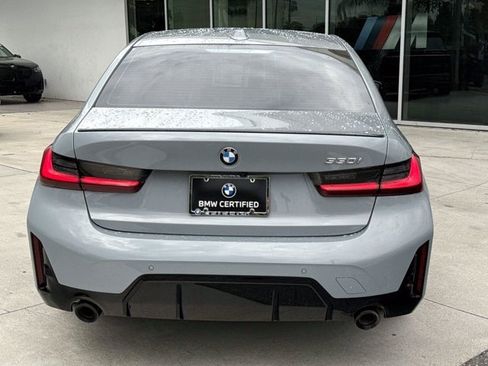 Used 2025 BMW 330i Sedan w/ M Sport Package RWD image 4