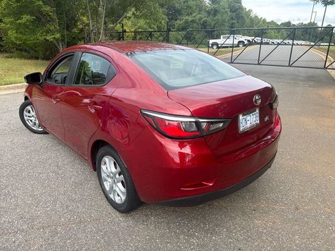 Used 2018 Toyota Yaris iA FWD image 15