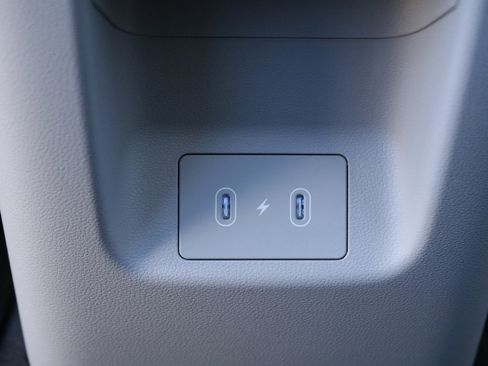 New 2025 Hyundai Tucson Limited image 18