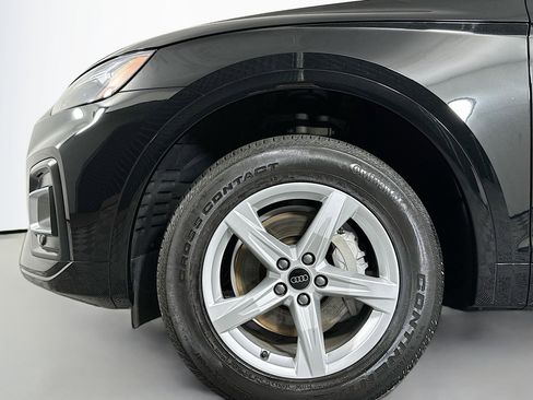 Used 2023 Audi Q5 2.0T Premium w/ Convenience Package image 12