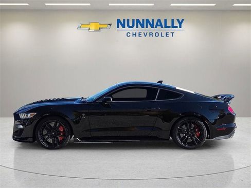 Used 2020 Ford Mustang Shelby GT500 w/ Technology Package image 2