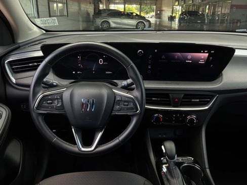 Used 2025 Buick Encore GX Preferred FWD image 12