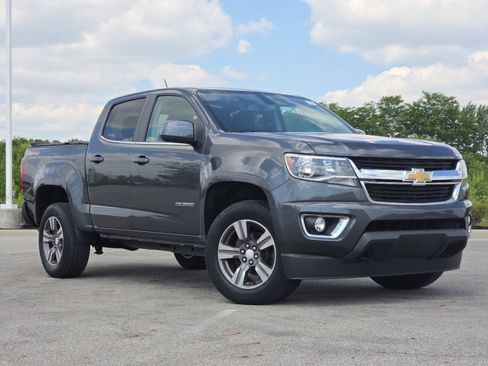 Used 2016 Chevrolet Colorado LT w/ LT Convenience Package AWD/4WD image 2