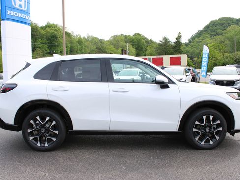 New 2026 Honda HR-V EX-L image 7