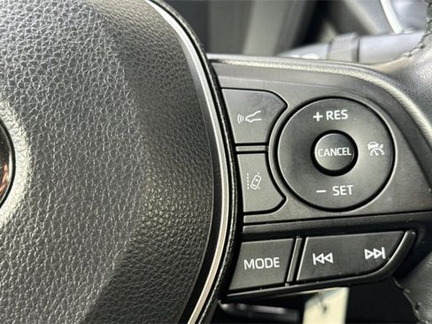 Used 2022 Toyota Corolla SE image 37