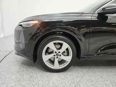Used 2025 Audi Q5 Prestige AWD/4WD image 38