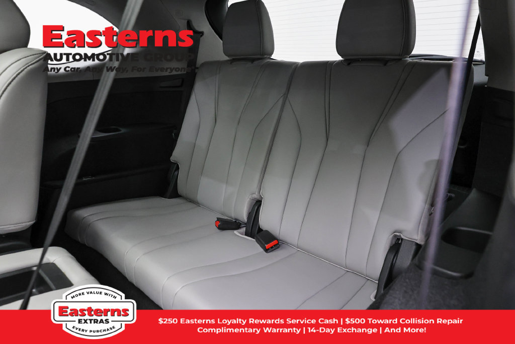 Used 2023 Acura MDX w/ Technology Package AWD/4WD image 28