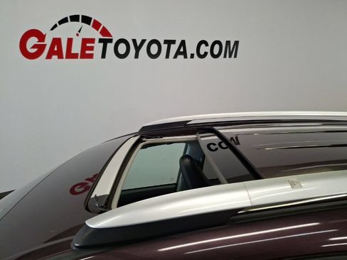 Used 2016 Toyota RAV4 Limited w/ Advanced Technology Package AWD/4WD image 8
