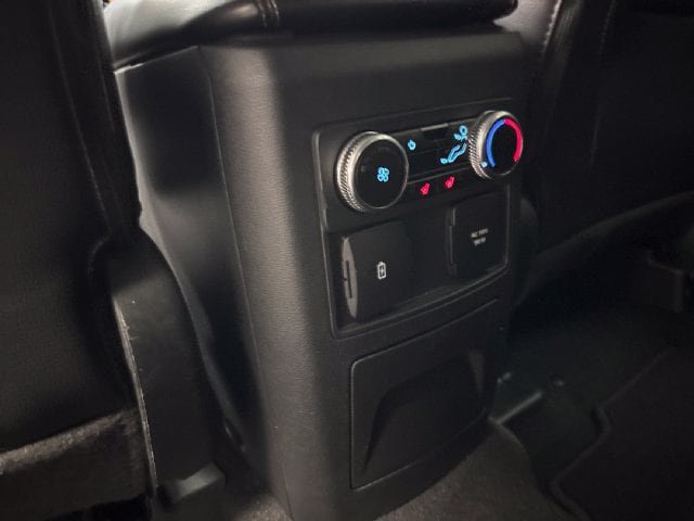 Used 2023 Ford Explorer Limited w/ Limited Technology Package AWD/4WD image 35