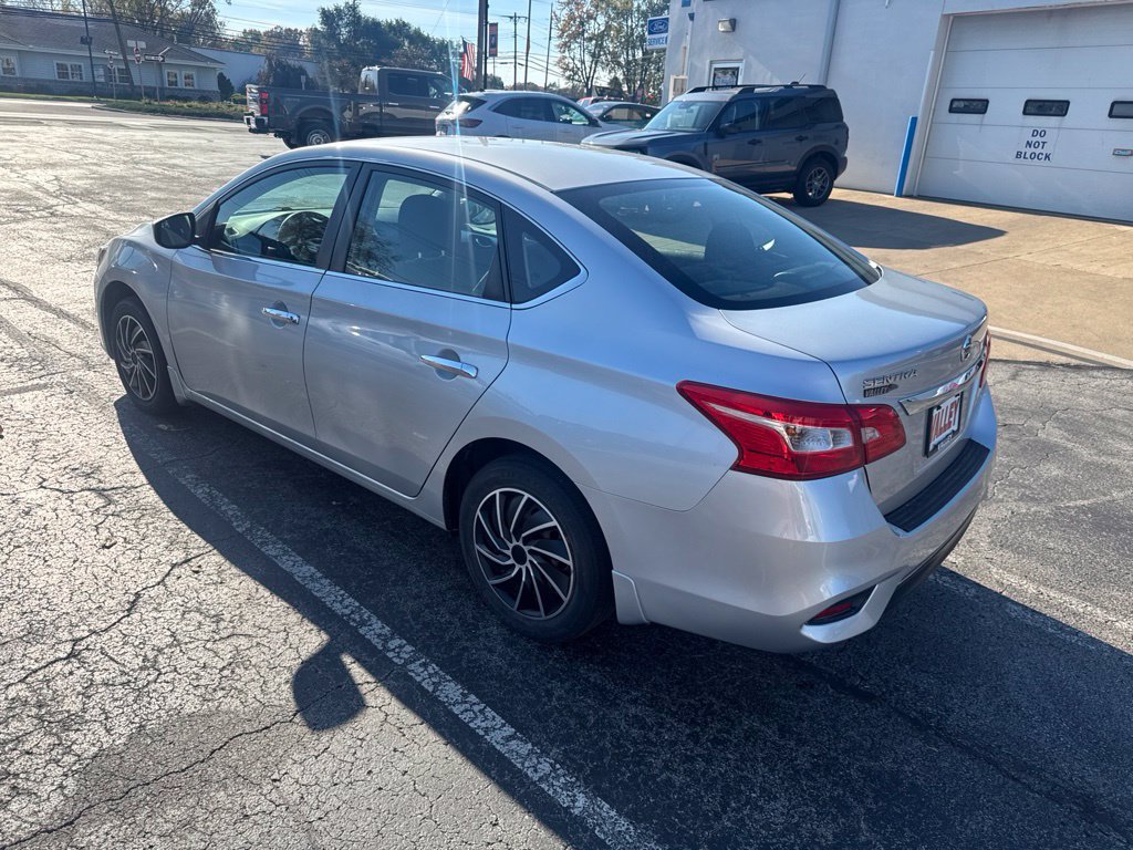 Used 2017 Nissan Sentra S FWD image 6