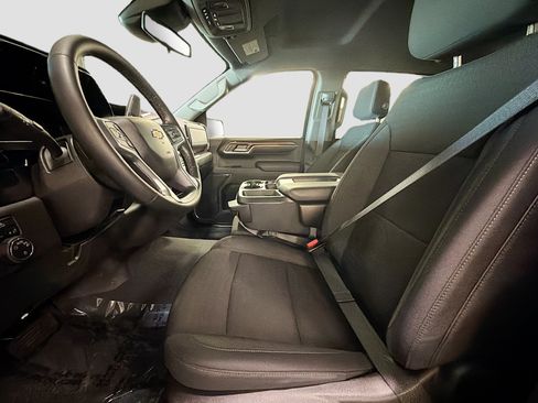 Used 2024 Chevrolet Silverado 1500 LT AWD/4WD image 13