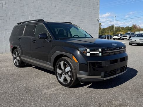 Used 2025 Hyundai Santa Fe Limited image 25