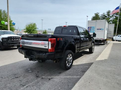 Used 2018 Ford F350 Platinum w/ Platinum Ultimate Package AWD/4WD image 5