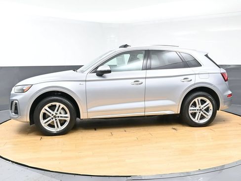 Used 2024 Audi Q5 e Premium w/ Convenience Package AWD/4WD image 6
