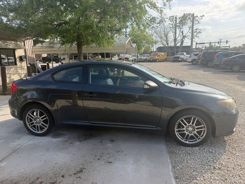 Used 2005 Scion tC FWD image 3