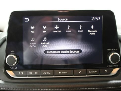 Used 2023 Nissan Rogue SV image 51