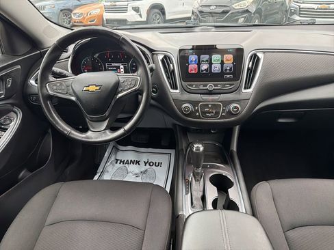 Used 2018 Chevrolet Malibu LT FWD image 22
