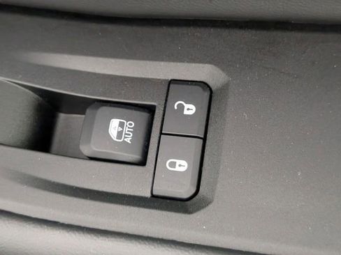 Used 2021 Jeep Grand Cherokee L Limited AWD/4WD image 36