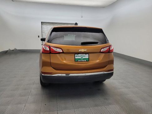 Used 2018 Chevrolet Equinox LT FWD image 6