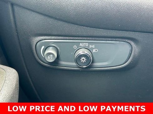 Used 2022 Chevrolet Equinox LT AWD/4WD image 19