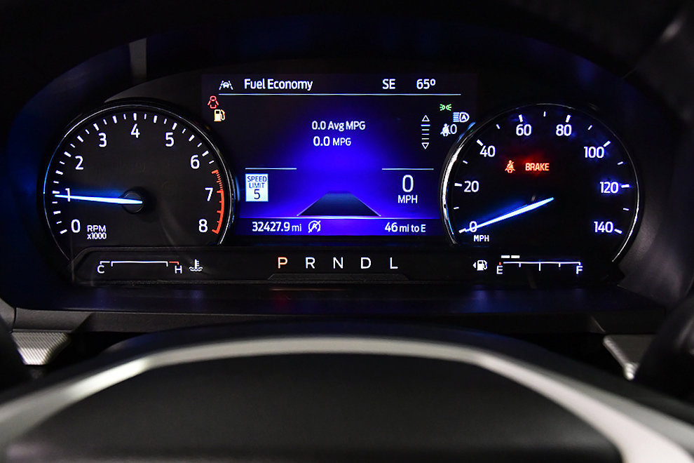 Used 2023 Ford Explorer XLT w/ Equipment Group 202A AWD/4WD image 16