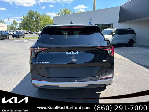 New 2026 Kia Sportage LX w/ LX Convenience Package AWD/4WD image 9