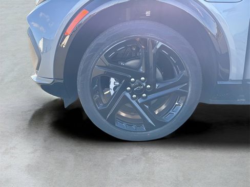 New 2026 Chevrolet Equinox EV RS image 34