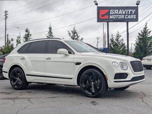 Used 2019 Bentley Bentayga image 5