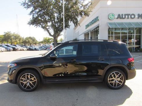 Used 2023 Mercedes-Benz EQB 300 4MATIC image 12