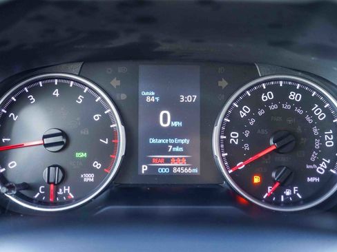 Used 2019 Toyota RAV4 XLE image 24