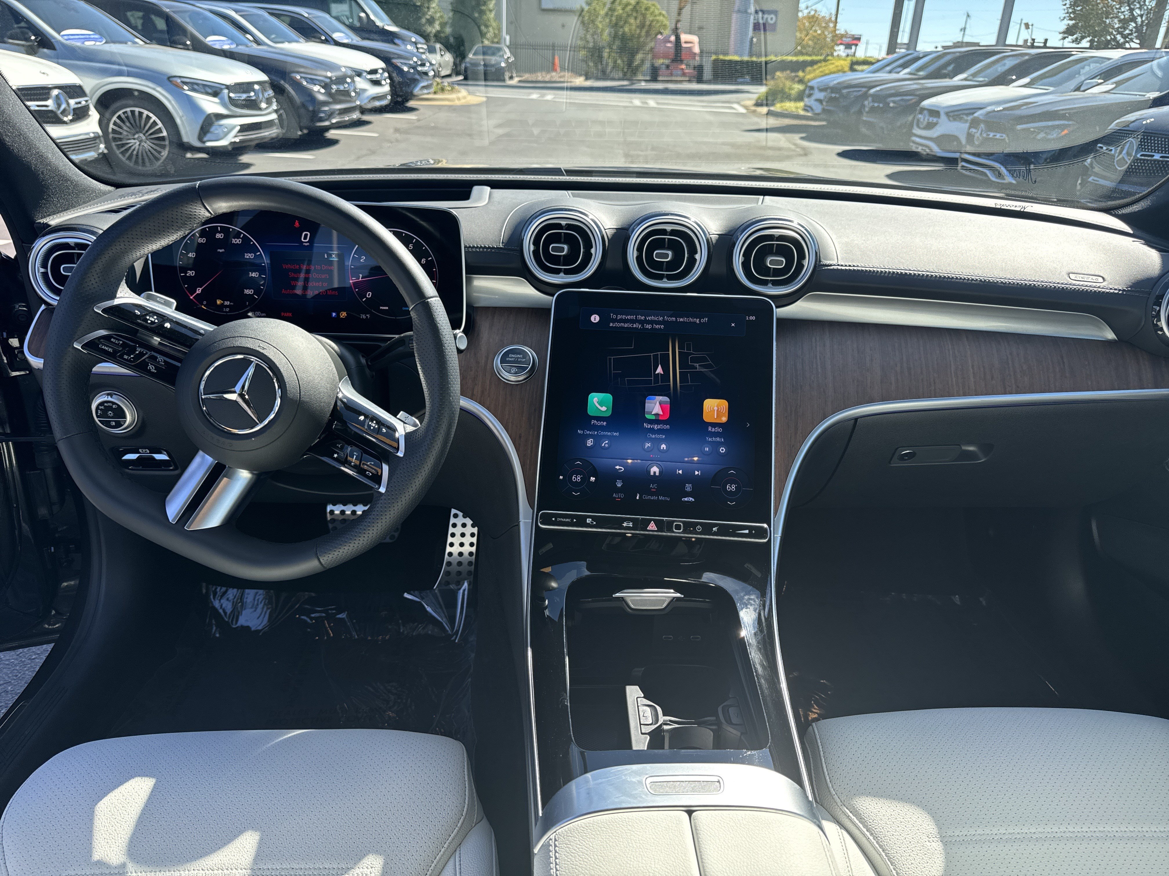 Used 2025 Mercedes-Benz C 300 Sedan image 31
