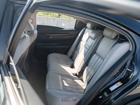 Used 2017 Lexus ES 350 w/ Luxury Package FWD image 20