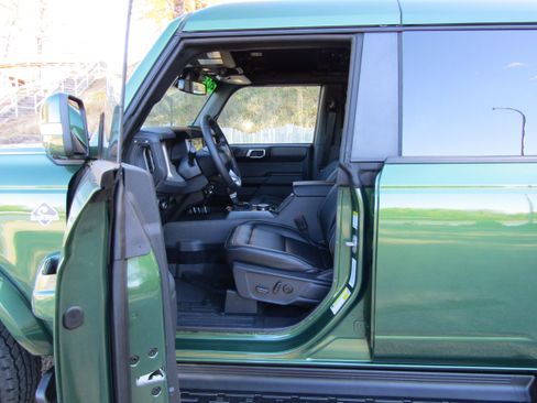 New 2025 Ford Bronco Outer Banks image 12