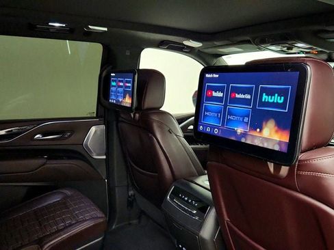 Used 2023 Cadillac Escalade Premium Luxury Platinum AWD/4WD image 27