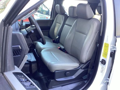 Used 2022 Ford F250 XL w/ Power Equipment Group image 23