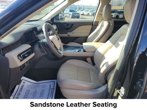 Used 2024 Lincoln Aviator Reserve w/ Elements Package Plus image 5