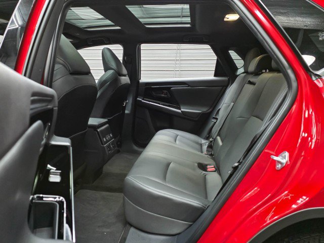 Used 2023 Subaru Solterra AWD image 18