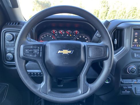 Used 2024 Chevrolet Silverado 2500 W/T w/ WT Convenience Package image 19