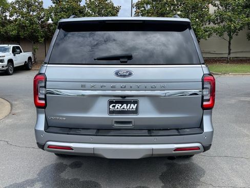 Used 2024 Ford Expedition Limited RWD image 6