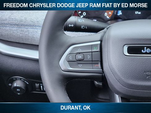 New 2026 Jeep Compass Latitude image 20