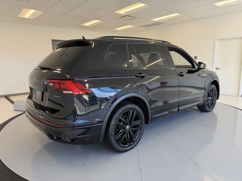 Used 2022 Volkswagen Tiguan SE R-Line AWD/4WD image 58