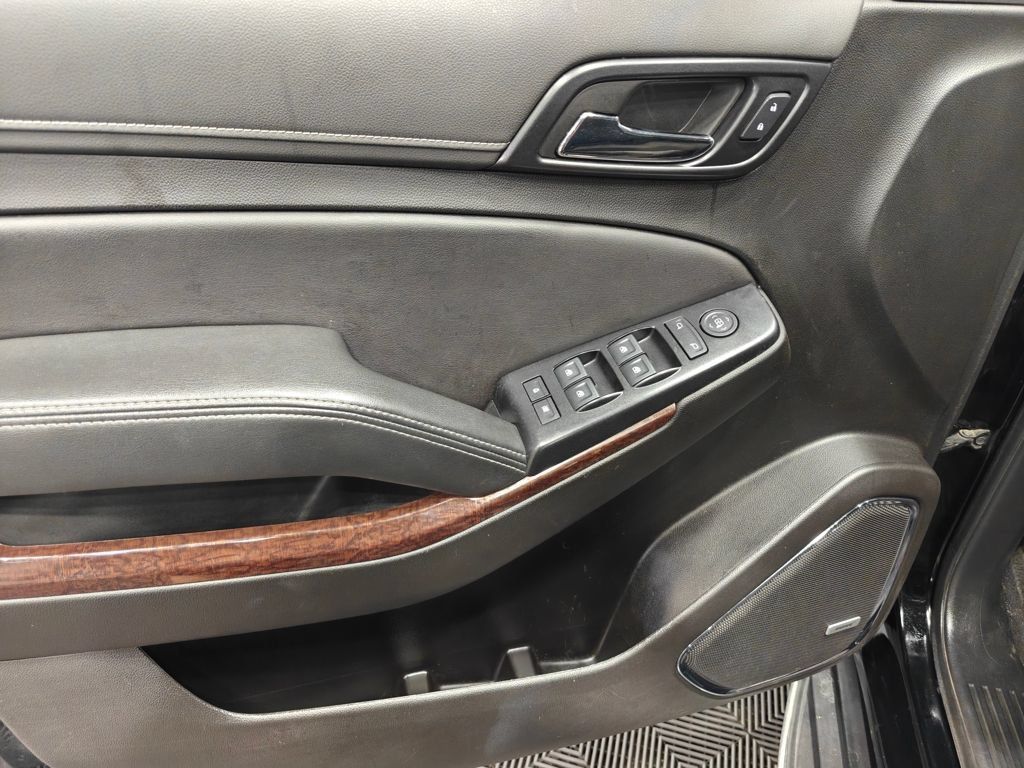Used 2020 GMC Yukon SLE w/ SLE Value Package AWD/4WD image 45