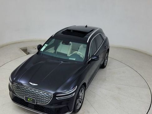 Used 2025 Genesis Electrified GV70 Advanced w/ Prestige Package image 81