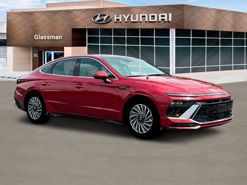 New 2025 Hyundai Sonata Limited image 10