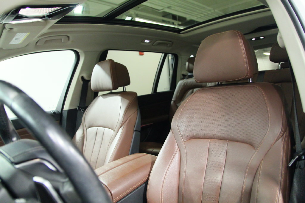 Used 2019 BMW X7 xDrive40i w/ Premium Package AWD/4WD image 6