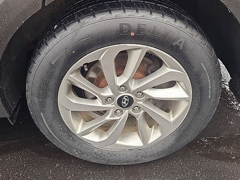 Used 2018 Hyundai Tucson SE image 5