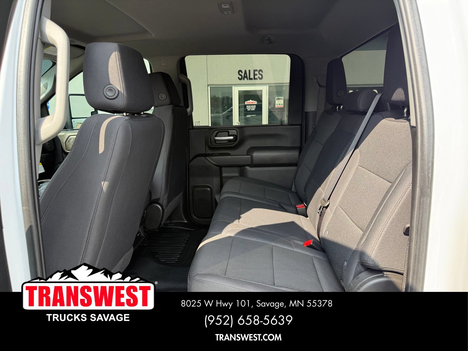 Used 2025 Chevrolet Silverado 3500 W/T AWD/4WD image 5
