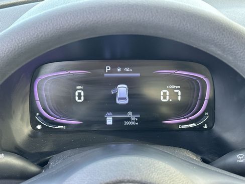 Certified 2023 Kia Soul LX w/ LX Technology Package FWD image 10