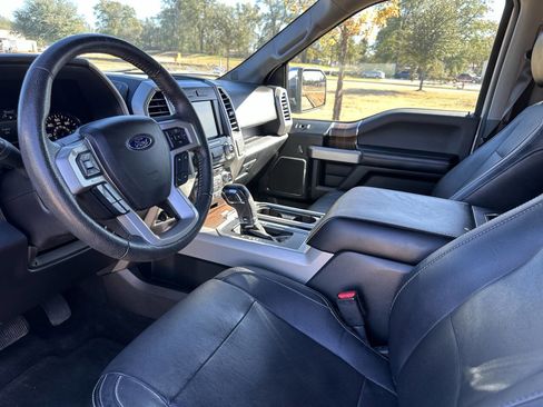 Used 2015 Ford F150 Lariat w/ Equipment Group 502A Luxury image 12